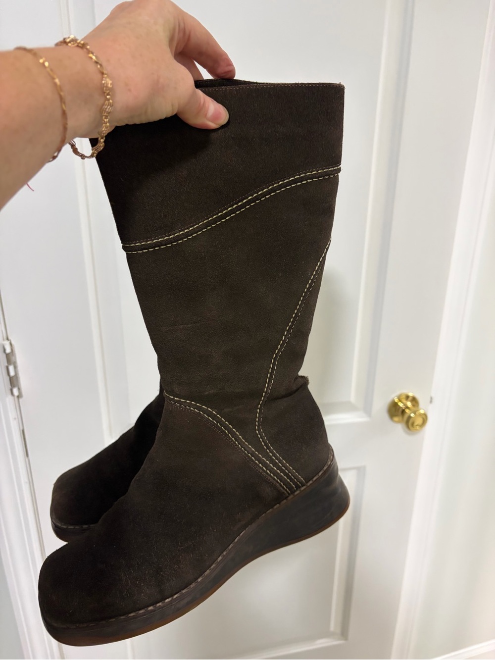 Women's Suede Mid-Calf Heeled Boots - Dark Brown
